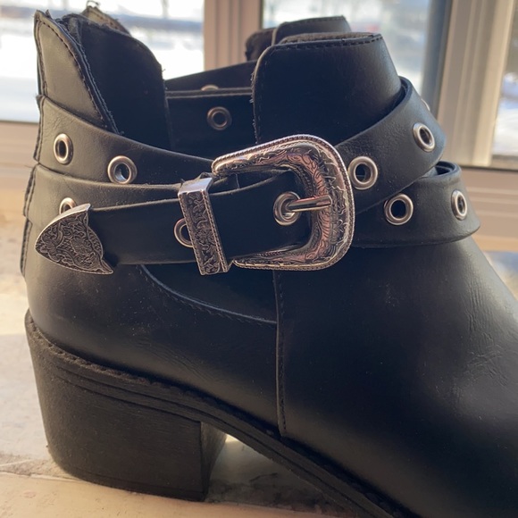 Western Style boots size 8 - Picture 5 of 5